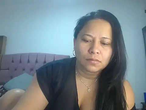 PamelaMartin online show from November 19, 2025, 2:17 pm