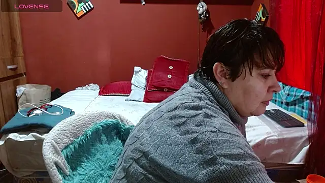 Sasharosee2 online show from November 28, 2025, 1:36 pm