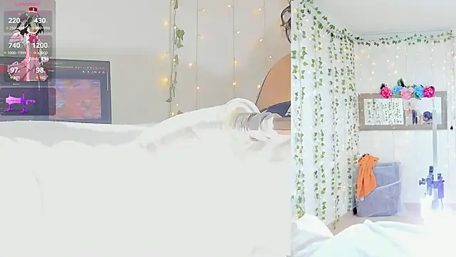 Ashley  Jones   online show from January 19, 2026, 9:13 am