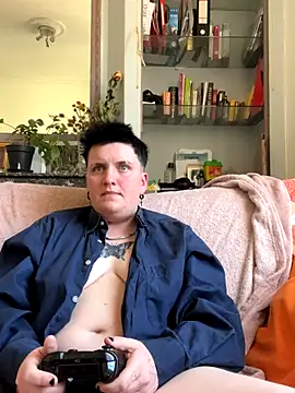 Snapshot of captaine_pioupiou chatting on September 18, 2025, 10:17 am captaine pioupiou online show from September 18, 2025, 10:17 am