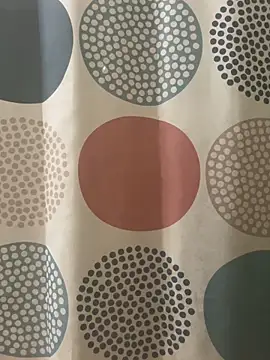 Emilie 1 online show from April 14, 2026, 11:33 pm