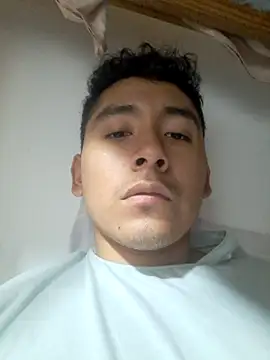 latinbigcock1  online show from September 17, 2025, 3:46 pm