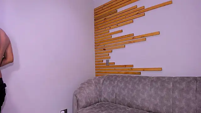 Snapshot of axel_vega chatting on October 17, 2025, 7:49 pm axel vega online show from October 17, 2025, 7:49 pm