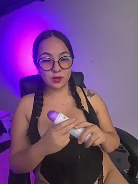 Snapshot of sacha_torres02 chatting on March 26, 2026, 5:46 am sacha torres02 online show from March 26, 2026, 5:46 am