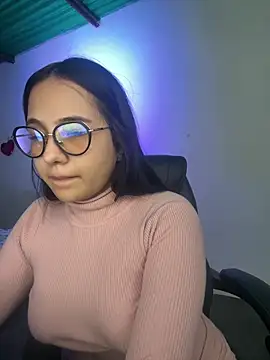 Snapshot of sacha_torres02 chatting on April 2, 2026, 4:10 am sacha torres02 online show from April 2, 2026, 4:10 am