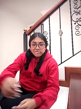 Snapshot of Violettabloom_ chatting on September 23, 2025, 7:28 pm Violettabloom online show from September 23, 2025, 7:28 pm