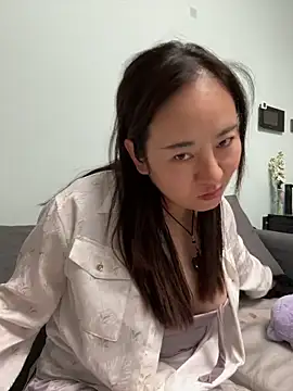 Snapshot of Kayla-love chatting on April 14, 2026, 4:35 pm Kayla-love online show from April 14, 2026, 4:35 pm