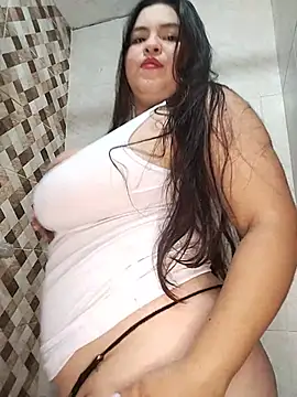 Snapshot of LucyDiamonds1 chatting on August 2, 2026, 1:48 am LucyDiamonds1 online show from August 2, 2026, 1:48 am