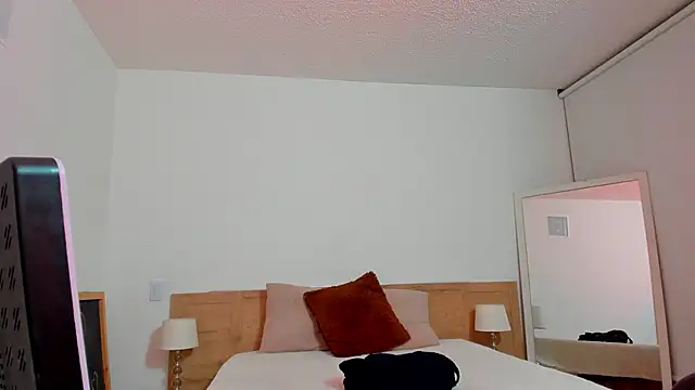 Scarleett Moon online show from November 8, 2025, 3:50 am