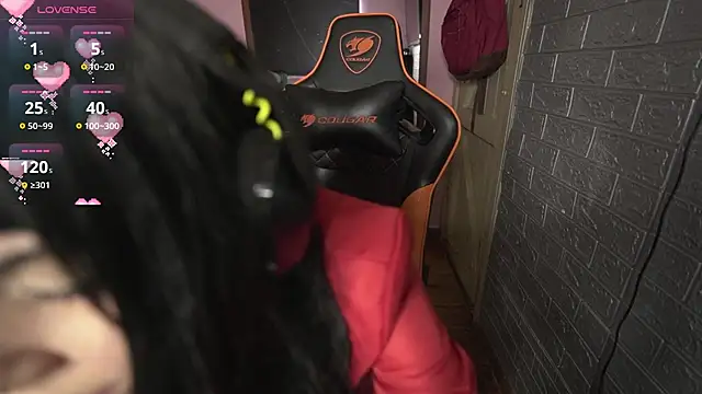 BunvvieOf online show from November 24, 2025, 7:13 pm