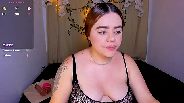 Snapshot of isabella_arias2 chatting on May 21, 2026, 12:39 am isabella arias2 online show from May 21, 2026, 12:39 am