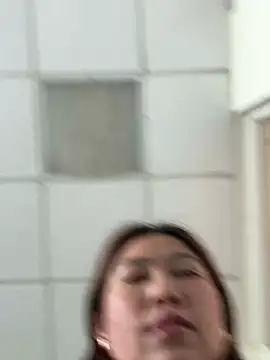 Milky-milk online show from March 27, 2026, 5:13 am