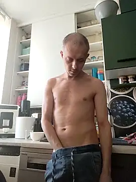 szajbusek41 online show from March 13, 2026, 12:34 pm