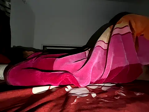 Snapshot of yourcontrol1 chatting on October 24, 2025, 8:49 pm yourcontrol1 online show from October 24, 2025, 8:49 pm