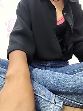 sassyishhu76 online show from September 27, 2025, 8:52 am