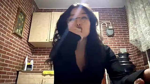 EmmaLeexth online show from February 14, 2026, 2:03 pm