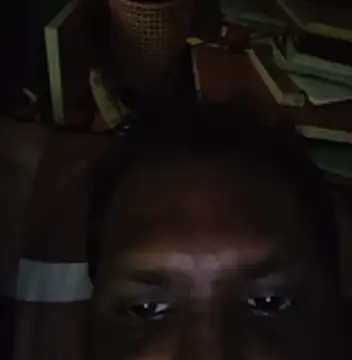 Snapshot of callme19 chatting on April 11, 2026, 4:28 am callme19 online show from April 11, 2026, 4:28 am