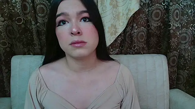 Snapshot of Dulcee_1 chatting on October 10, 2025, 11:09 am Dulcee 1 online show from October 10, 2025, 11:09 am