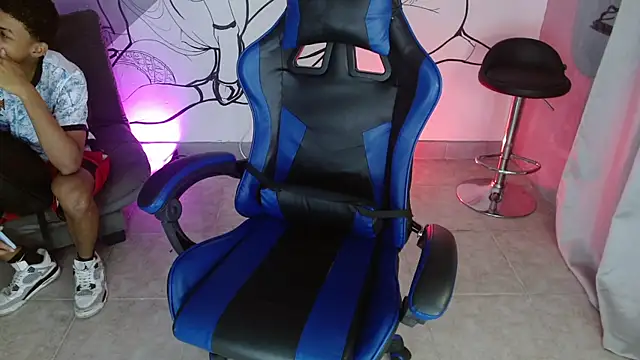 deivid bigcock1 online show from November 18, 2025, 12:16 am