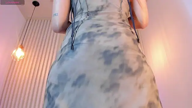 rossvega online show from November 9, 2025, 8:40 pm