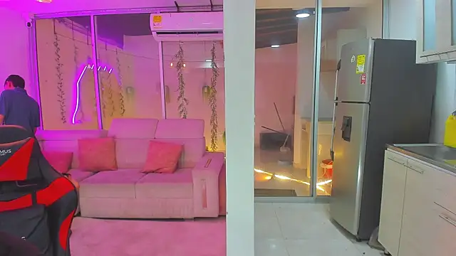 Snapshot of Houseofwarrios chatting on November 24, 2025, 5:29 am Houseofwarrios online show from November 24, 2025, 5:29 am