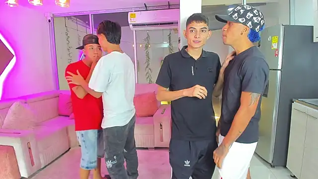 Snapshot of Houseofwarrios chatting on November 27, 2025, 5:31 am Houseofwarrios online show from November 27, 2025, 5:31 am