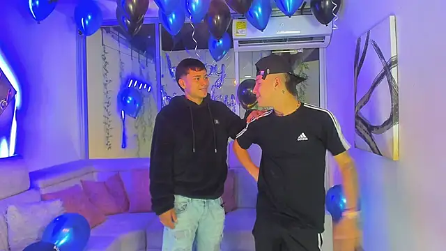 Snapshot of Houseofwarrios chatting on December 16, 2025, 6:07 am Houseofwarrios online show from December 16, 2025, 6:07 am