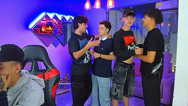 Snapshot of Houseofwarrios chatting on February 26, 2026, 5:39 am Houseofwarrios online show from February 26, 2026, 5:39 am