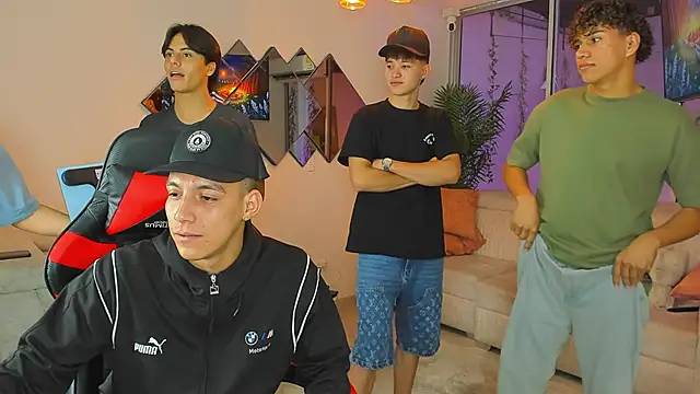 Snapshot of Houseofwarrios chatting on February 28, 2026, 6:14 am Houseofwarrios online show from February 28, 2026, 6:14 am