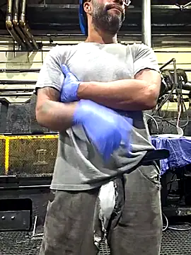 Snapshot of Justahungdad chatting on October 7, 2025, 11:18 am Justahungdad online show from October 7, 2025, 11:18 am