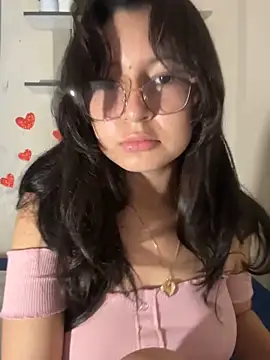 Noamilk online show from April 10, 2026, 8:41 am