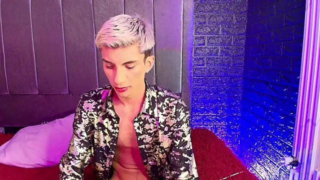 Erick Velveth online show from November 17, 2025, 2:06 am