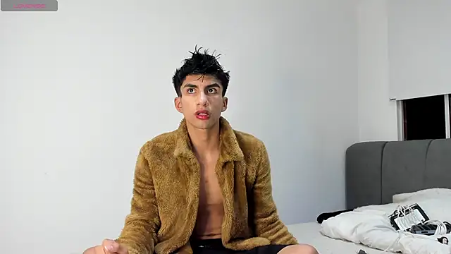 Erick Velveth online show from June 14, 2026, 5:31 am