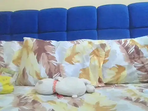 Snapshot of Suprice21 chatting on April 10, 2026, 8:19 am Suprice21 online show from April 10, 2026, 8:19 am