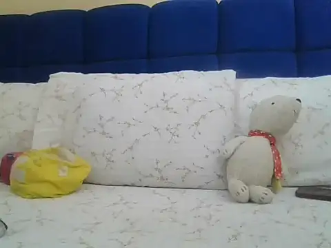 Snapshot of Suprice21 chatting on April 14, 2026, 7:14 am Suprice21 online show from April 14, 2026, 7:14 am