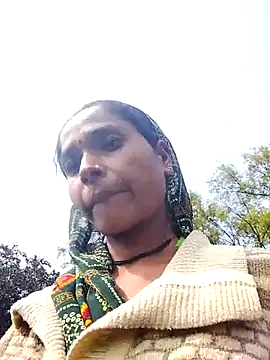 Hot reshmaji online show from January 18, 2026, 6:50 am