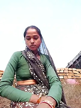 Hot reshmaji online show from February 18, 2026, 9:05 am