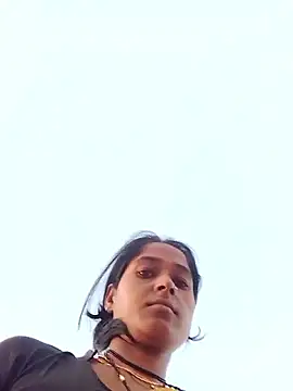 Hot reshmaji online show from April 16, 2026, 12:44 am