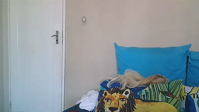 GAIGANTICBOOBS online show from May 16, 2026, 8:11 am