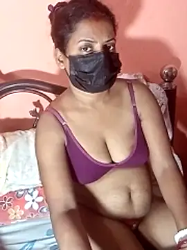 pussybebi online show from March 28, 2026, 8:19 pm