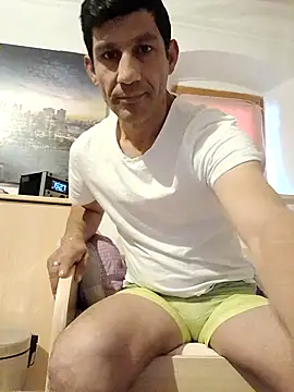 Snapshot of Casianantoonnio chatting on October 18, 2025, 1:45 pm Casianantoonnio online show from October 18, 2025, 1:45 pm