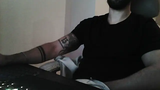 Snapshot of yourfantasy777 chatting on February 26, 2026, 7:46 pm yourfantasy777 online show from February 26, 2026, 7:46 pm