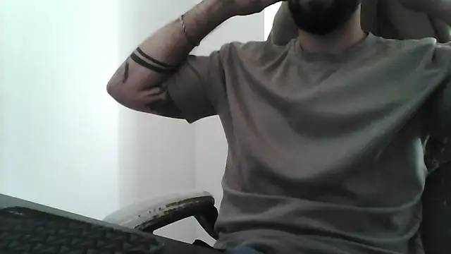 Snapshot of yourfantasy777 chatting on March 1, 2026, 5:26 pm yourfantasy777 online show from March 1, 2026, 5:26 pm