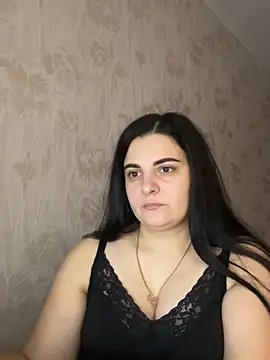 SweetBerryX online show from October 31, 2025, 9:32 am