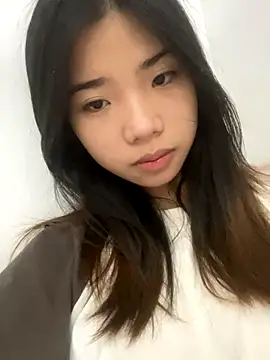 -Tania- online show from September 21, 2025, 7:48 pm