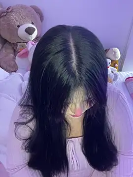 Mericute  online show from March 6, 2026, 1:57 am