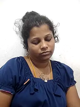 sweetqueen143 online show from March 31, 2026, 7:14 pm