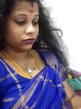 Snapshot of sweetqueen143 chatting on April 28, 2026, 7:08 pm sweetqueen143 online show from April 28, 2026, 7:08 pm