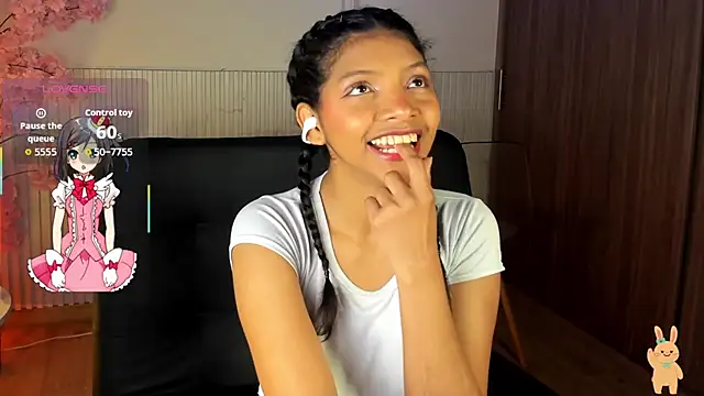 Snapshot of natalia_blue chatting on October 26, 2025, 2:34 pm natalia blue online show from October 26, 2025, 2:34 pm