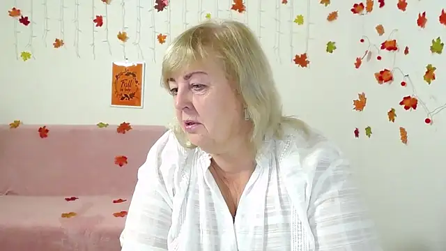 MilenaWedxy online show from November 21, 2025, 6:12 am